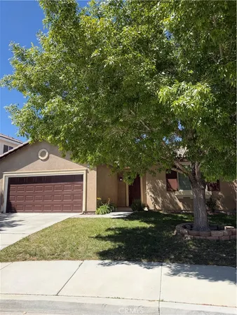 $2,200 | 15678 Inca Way, Victorville, CA 92395