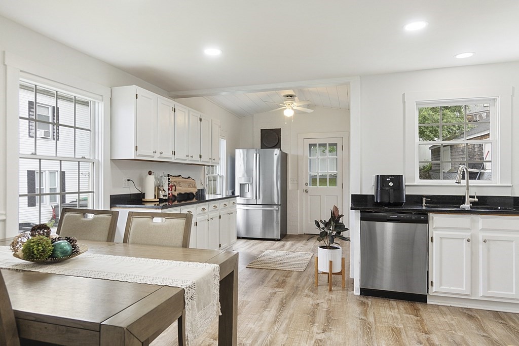 125 Summit Street Clinton, MA 01510 - Photo 17 of 37 Gallery Image 17