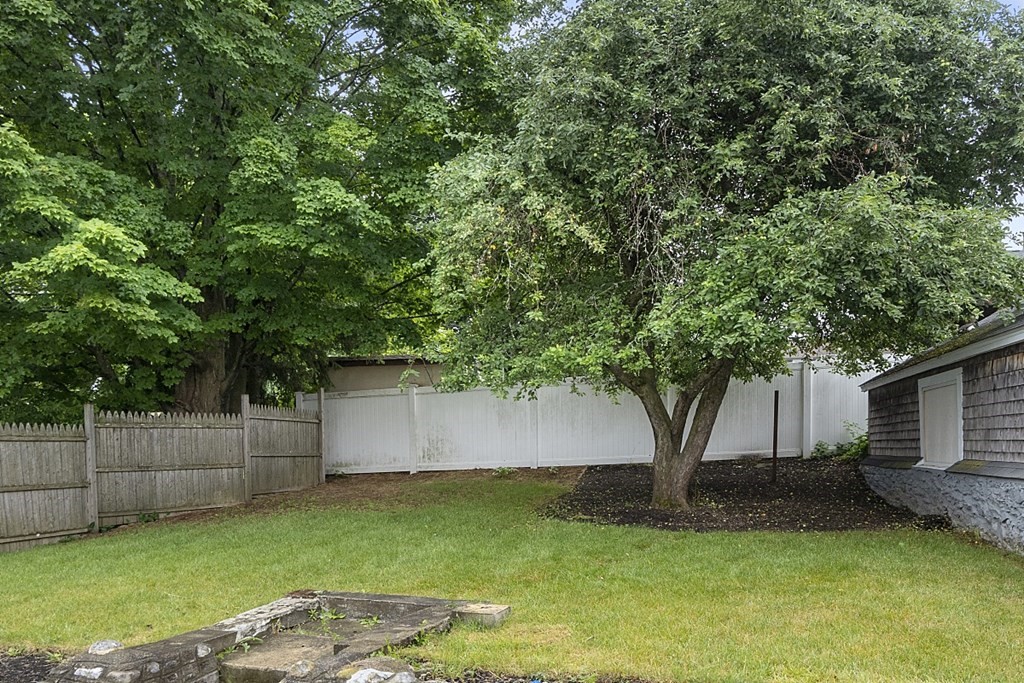 125 Summit Street Clinton, MA 01510 - Photo 35 of 37 Gallery Image 35