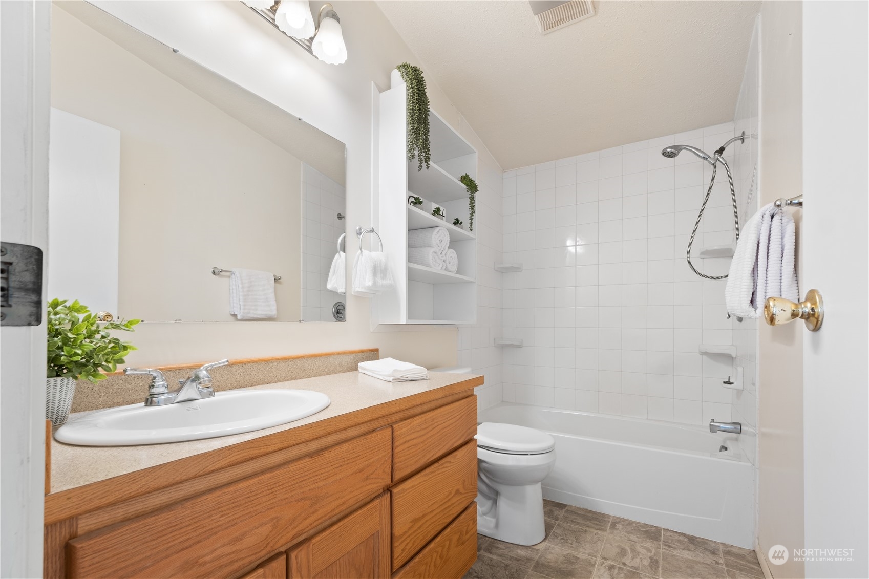 10429 Grandview Road Arlington, WA 98223 - Photo 15 of 32 Gallery Image 15
