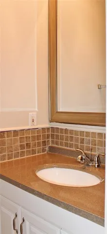 $1,595 | 3522 Pinebrook Drive, Dallas, TX 75241