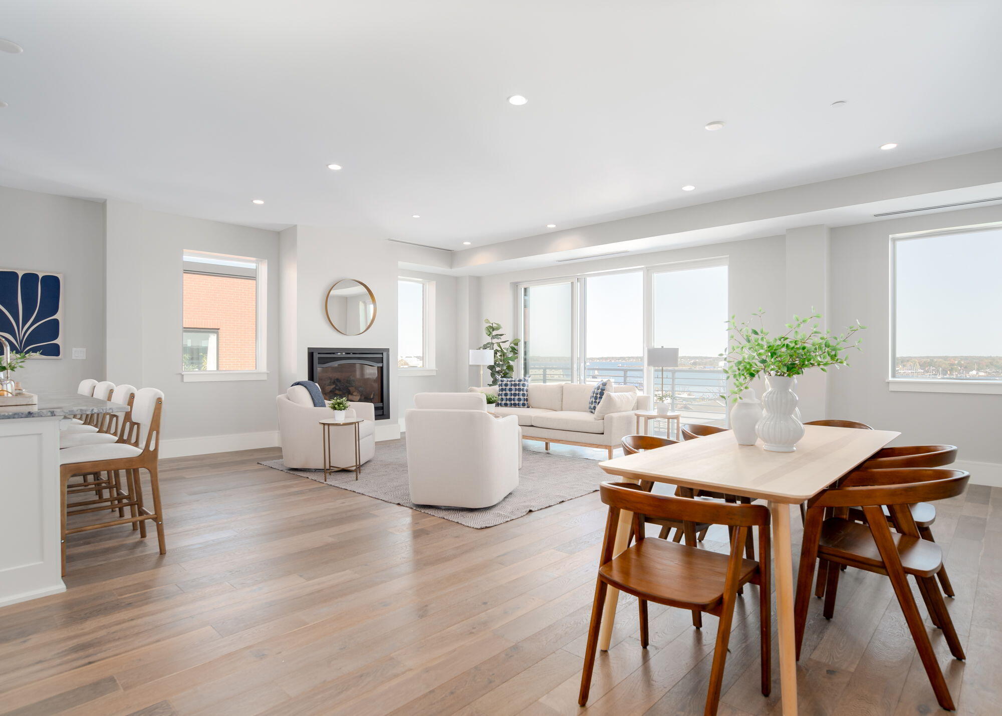 383BCommercialSt#710-Portland-01