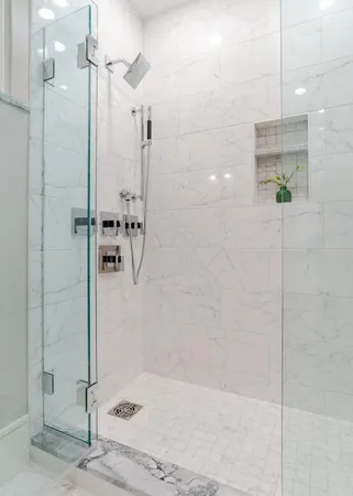 $2,675,000 | 387 Commercial Street, Unit 710, Portland, ME 04101