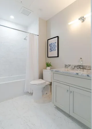 $2,675,000 | 387 Commercial Street, Unit 710, Portland, ME 04101