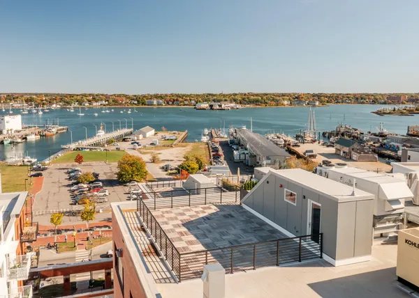 $2,675,000 | 387 Commercial Street, Unit 710, Portland, ME 04101