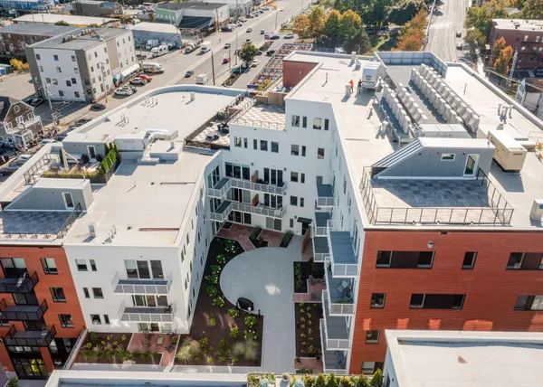 $2,675,000 | 387 Commercial Street, Unit 710, Portland, ME 04101