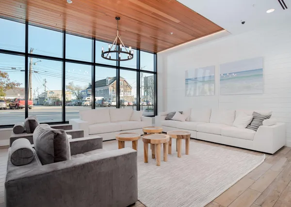 $2,675,000 | 387 Commercial Street, Unit 710, Portland, ME 04101