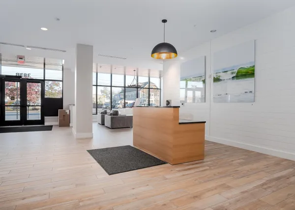 $2,675,000 | 387 Commercial Street, Unit 710, Portland, ME 04101