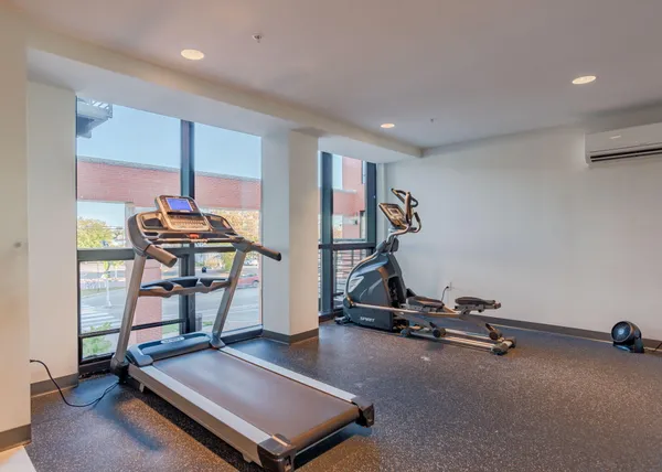 $2,675,000 | 387 Commercial Street, Unit 710, Portland, ME 04101