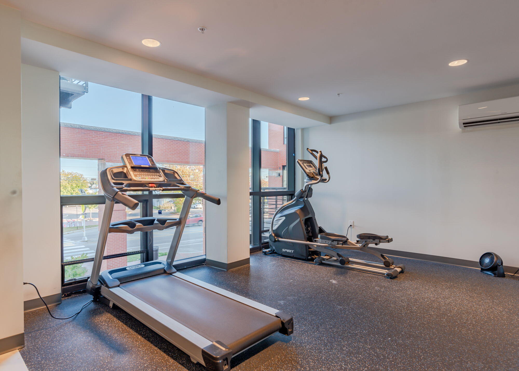 387 Commercial Street, Unit 710 Portland, ME 04101 - Photo 39 of 45 Fitness Room
