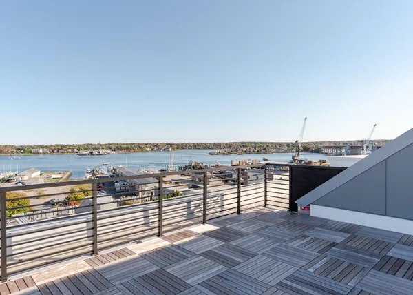 $2,675,000 | 387 Commercial Street, Unit 710, Portland, ME 04101
