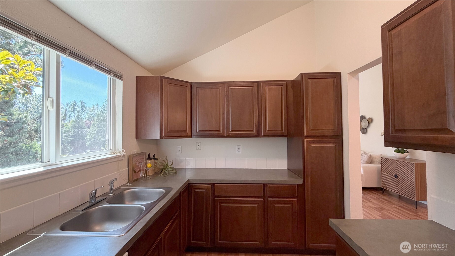 820 Cady Road, Unit B308 Everett, WA 98203 - Photo 10 of 25