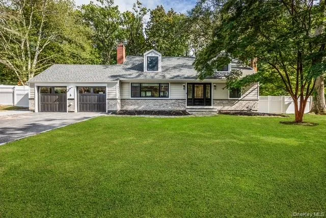 $949,990 | 5 Satterly Road, East Setauket, NY 11733