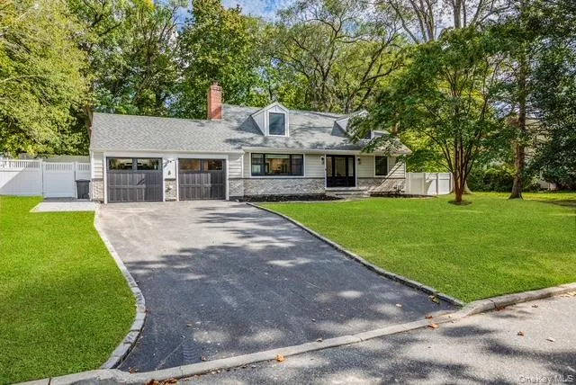 $949,990 | 5 Satterly Road, East Setauket, NY 11733