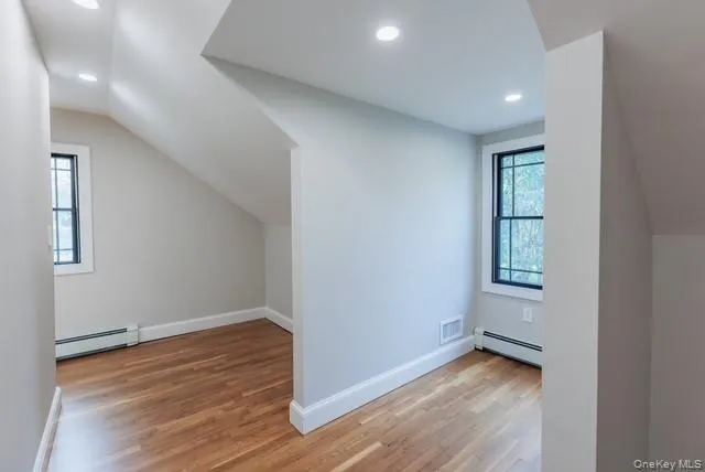 $949,990 | 5 Satterly Road, East Setauket, NY 11733