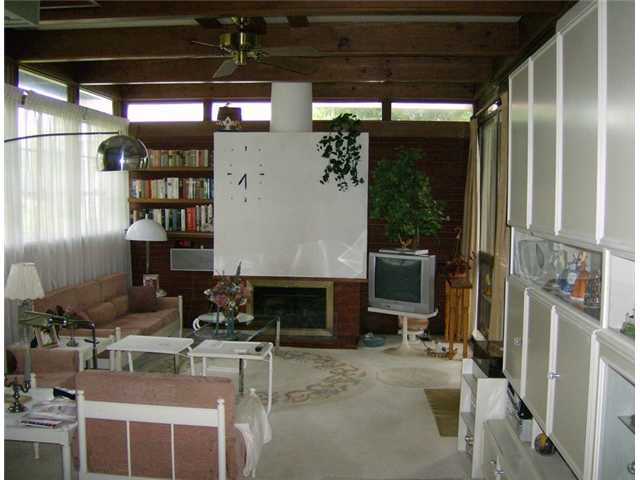 1969 Kentwell Road Columbus, OH 43221 - Photo 2 of 14