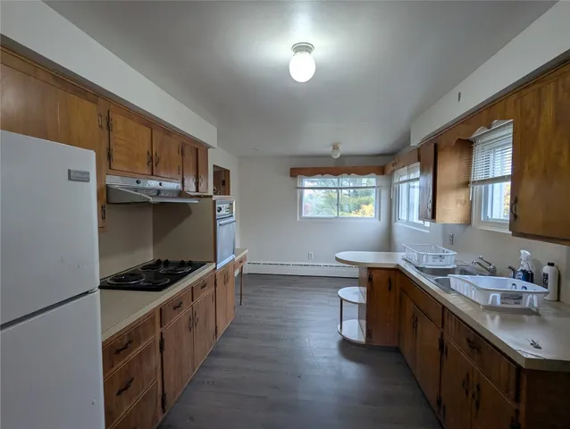 $995 | 2305 Country Club Road, Unit RIGHT, Endicott, NY 13760