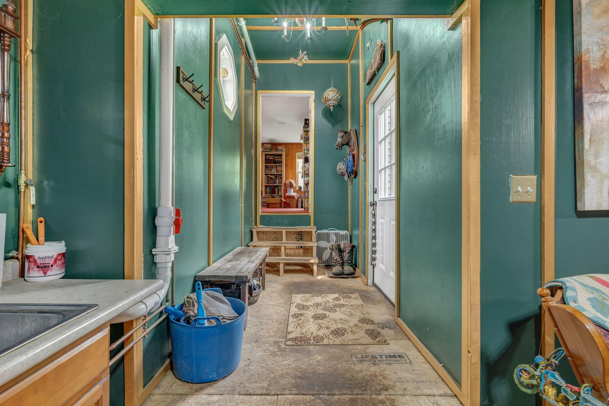 135 Crockett Road Dexter, ME 04930 - Photo 22 of 30 Mudroom