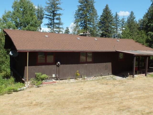 27100 North Riverway Road Chattaroy, WA 99003 - Photo 1 of 20 Gallery Image 1
