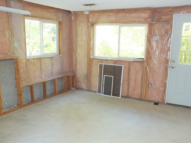27100 North Riverway Road Chattaroy, WA 99003 - Photo 14 of 20 Gallery Image 14