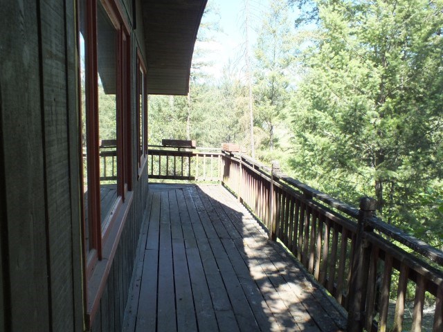 27100 North Riverway Road Chattaroy, WA 99003 - Photo 17 of 20 Gallery Image 17