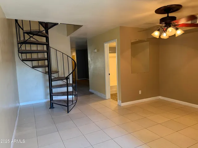 $1,700 | 1425 East Desert Cove Avenue East, Unit 66, Phoenix, AZ 85020