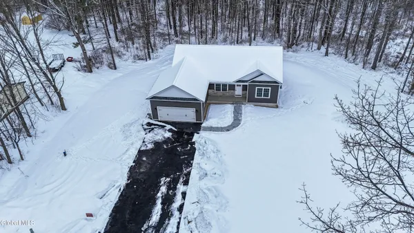 $529,900 | 24 Nichols Road, Wilton, NY 12831