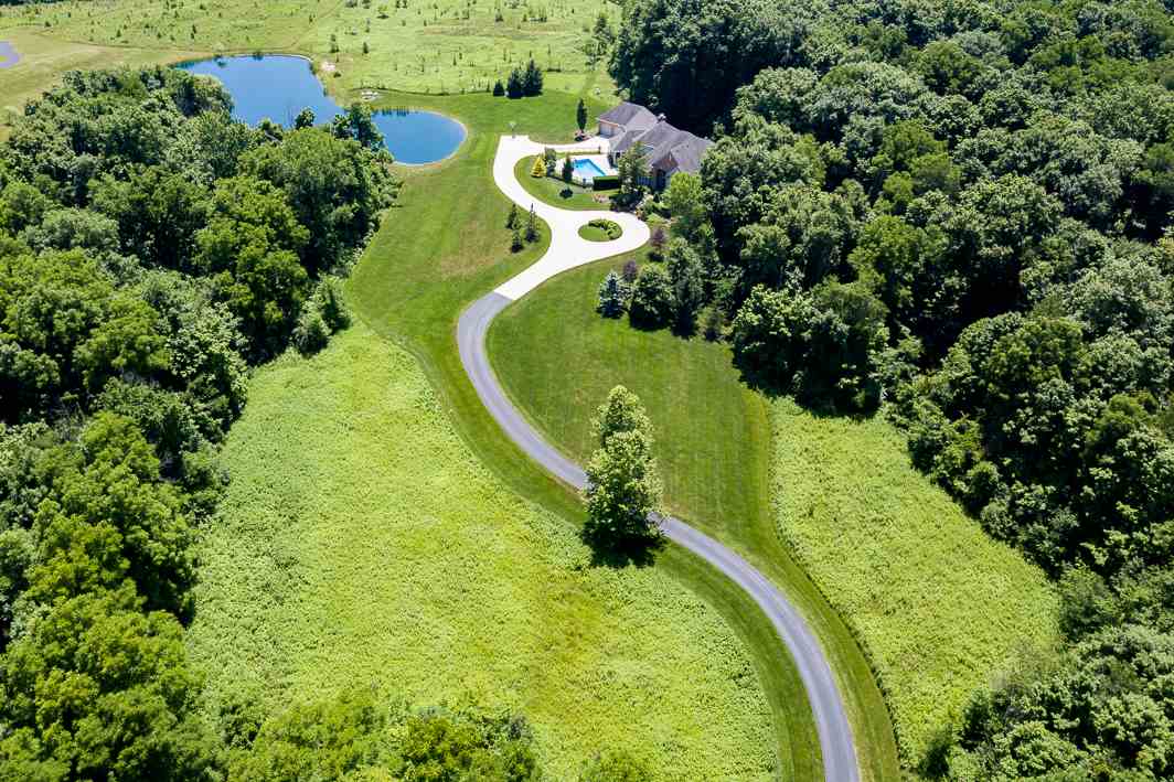 12503 Ernst Road Roanoke, IN 46783 - Photo 2 of 30