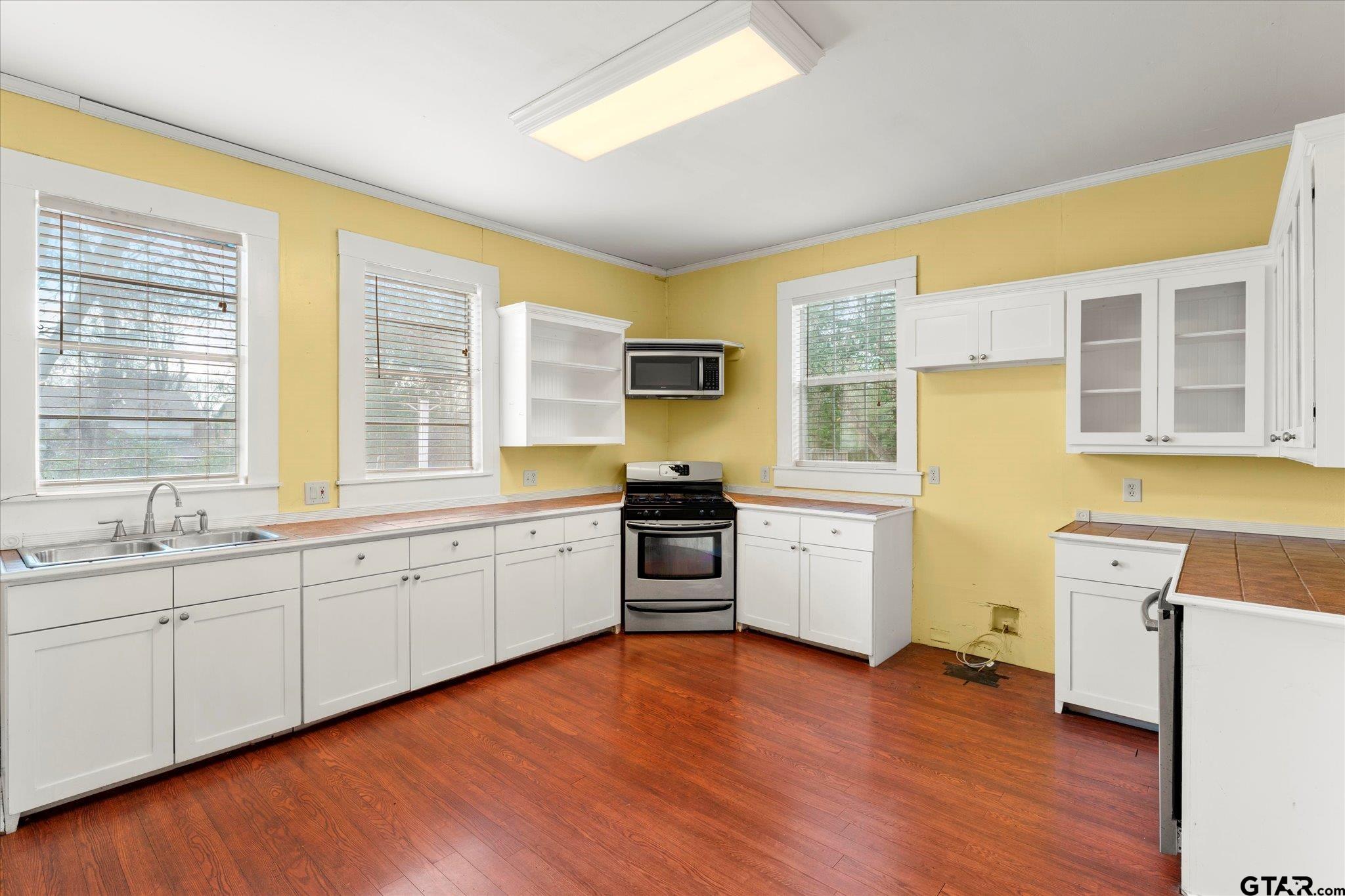 508 East 3rd Street Mount Pleasant, TX 75455 - Photo 13 of 22