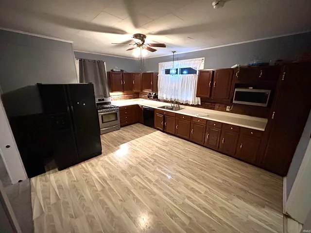 $135,000 | 2536 South E Street, Elwood, IN 46036