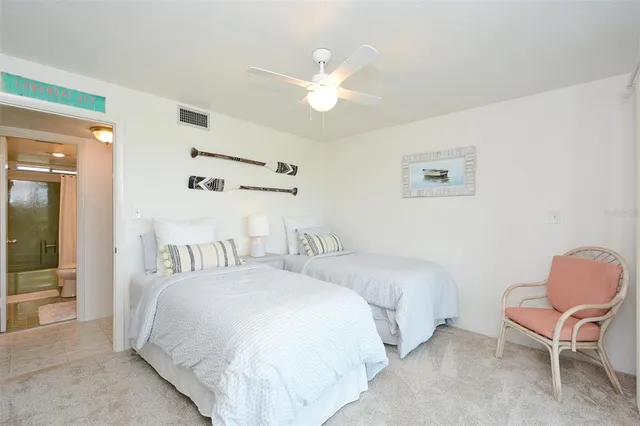 $7,500 | 4540 Gulf Of Mexico Drive, Unit PH2, Longboat Key, FL 34228