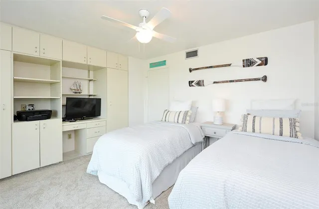 $7,500 | 4540 Gulf Of Mexico Drive, Unit PH2, Longboat Key, FL 34228