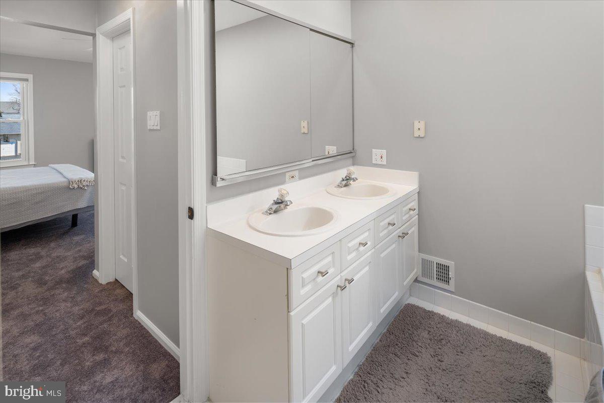 130 Summer Ridge Drive Lansdale, PA 19446 - Photo 24 of 41