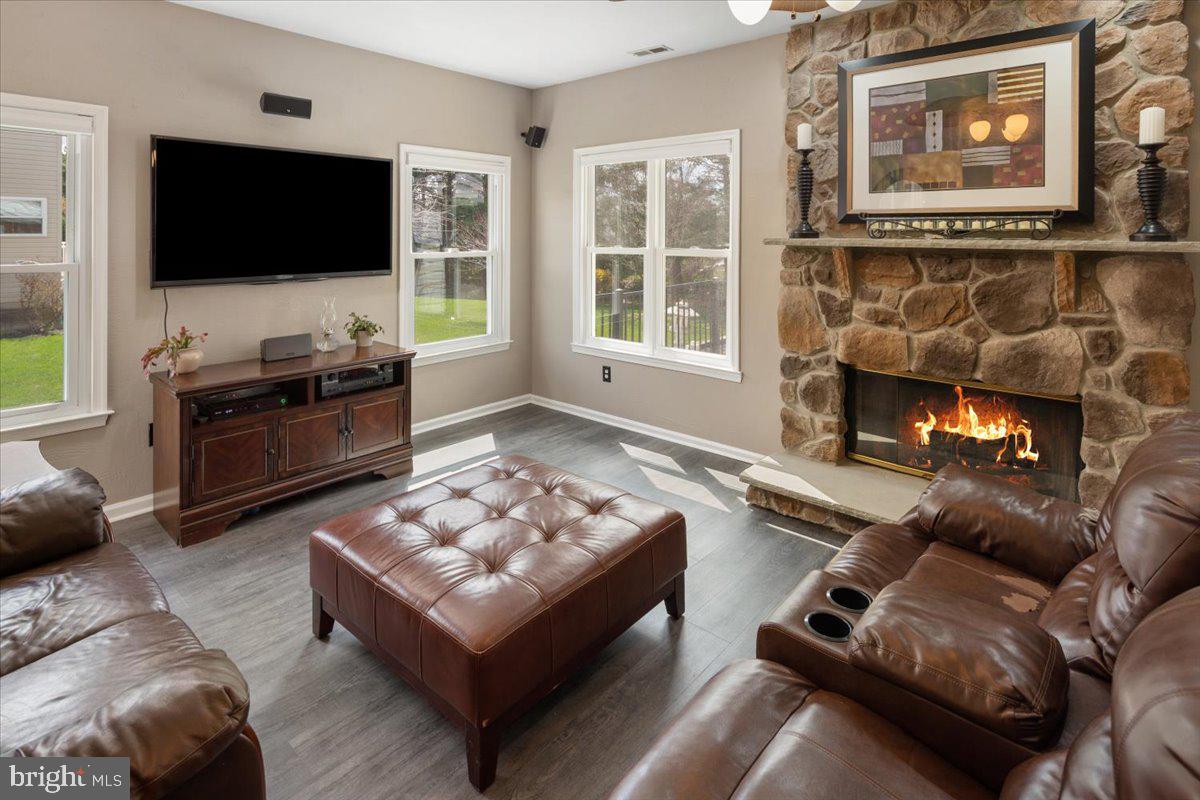 130 Summer Ridge Drive Lansdale, PA 19446 - Photo 5 of 41