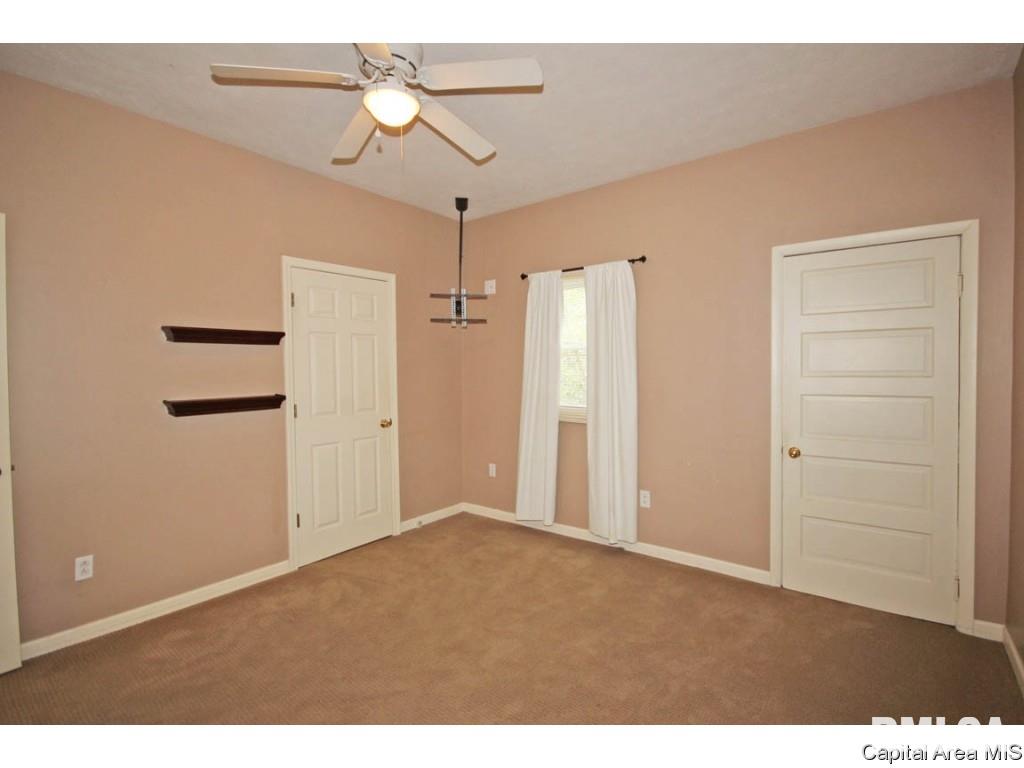 2027 North 19th Street Springfield, IL 62702 - Photo 17 of 36 Gallery Image 17