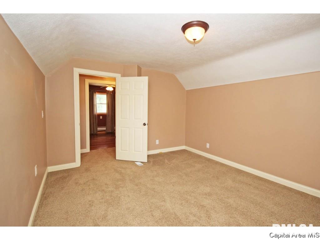 2027 North 19th Street Springfield, IL 62702 - Photo 22 of 36 Gallery Image 22