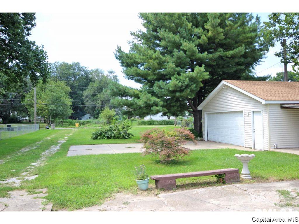 2027 North 19th Street Springfield, IL 62702 - Photo 30 of 36 Gallery Image 30