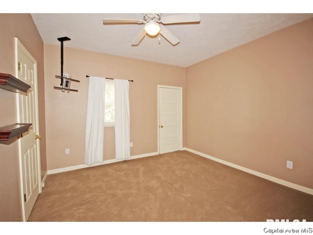 2027 North 19th Street Springfield, IL 62702 - Photo 5 of 36 Gallery Image 5