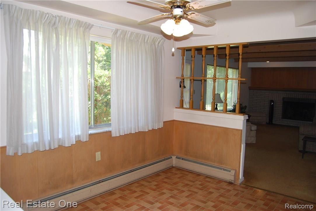 850 Wilwood Road Rochester, MI 48309 - Photo 8 of 19 Kitchen Eating Area
