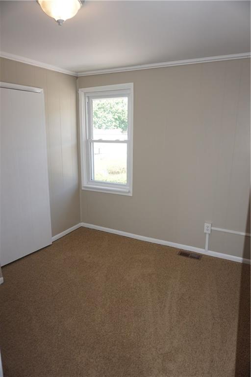 1353 Charlotte Avenue Rochester, PA 15074 - Photo 9 of 14 Gallery Image 9