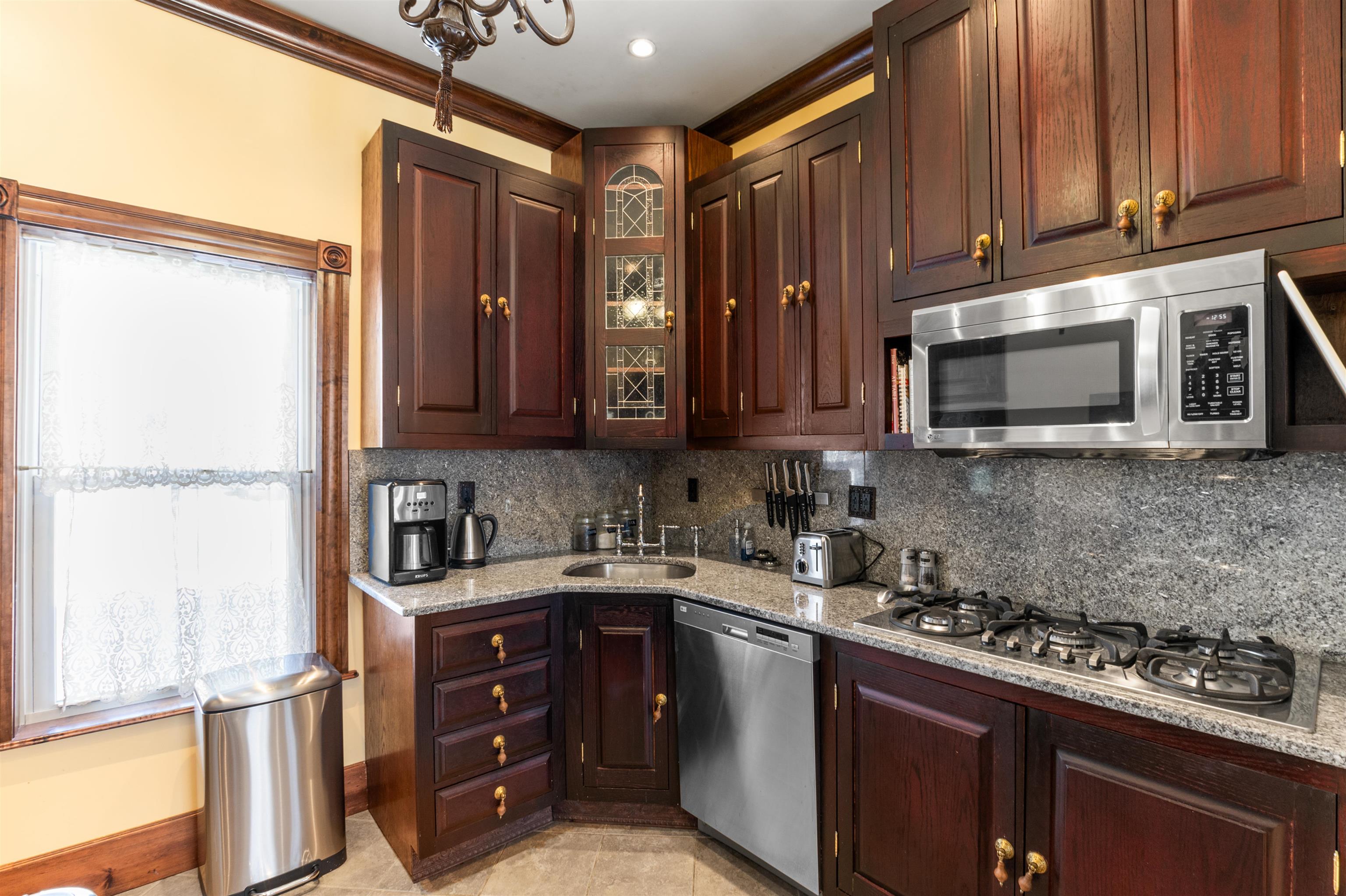 44 Middle Street Lancaster, NH 03584 - Photo 10 of 50 Gallery Image 10
