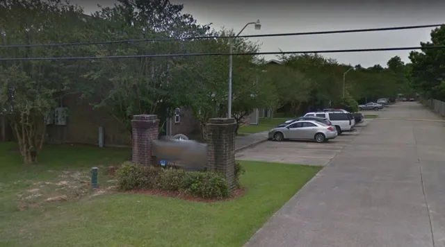 $950 | 4980 Lower Zachary Road, Zachary, LA 70791