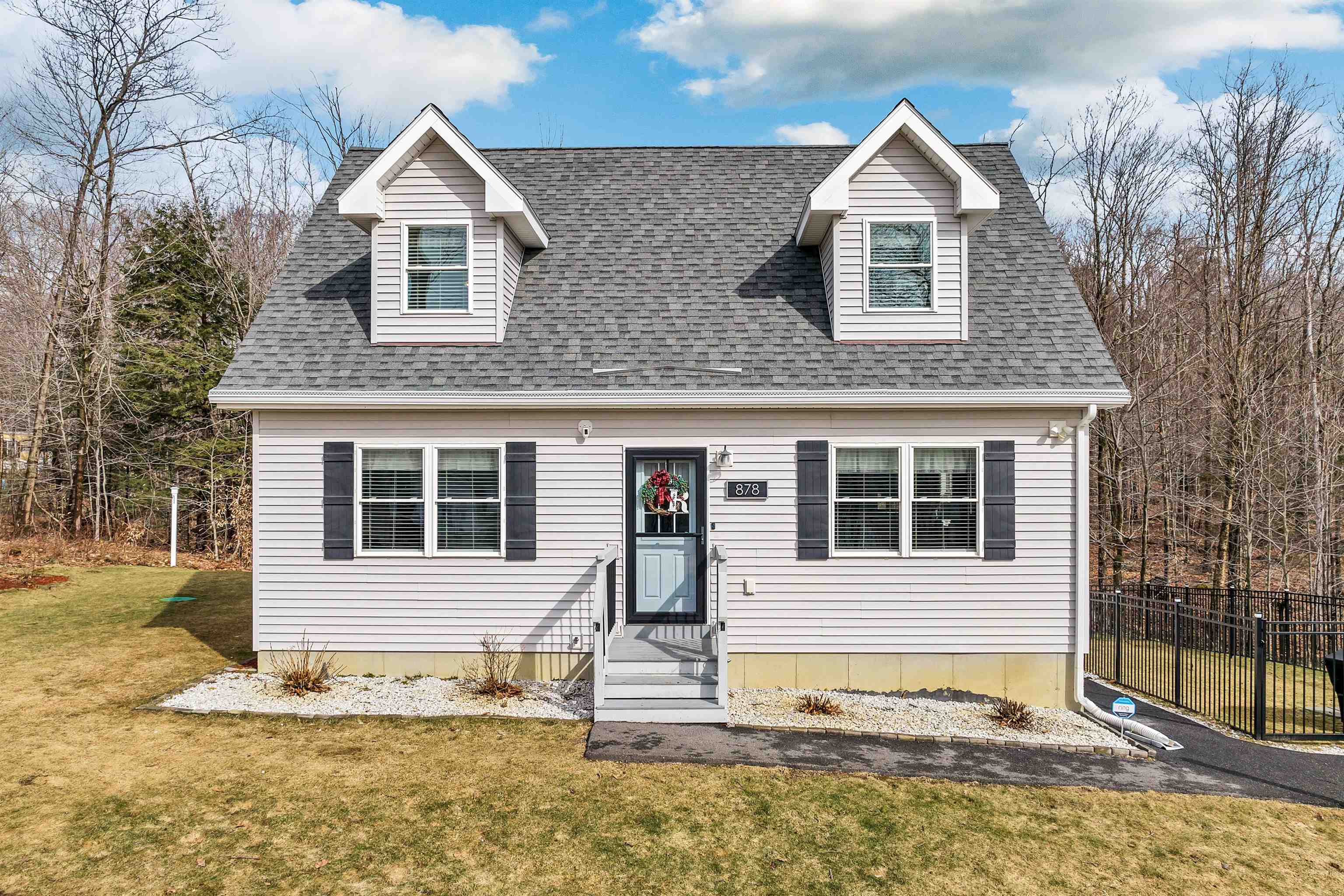 878 North Barnstead Road Barnstead, NH 03225 - Photo 1 of 40