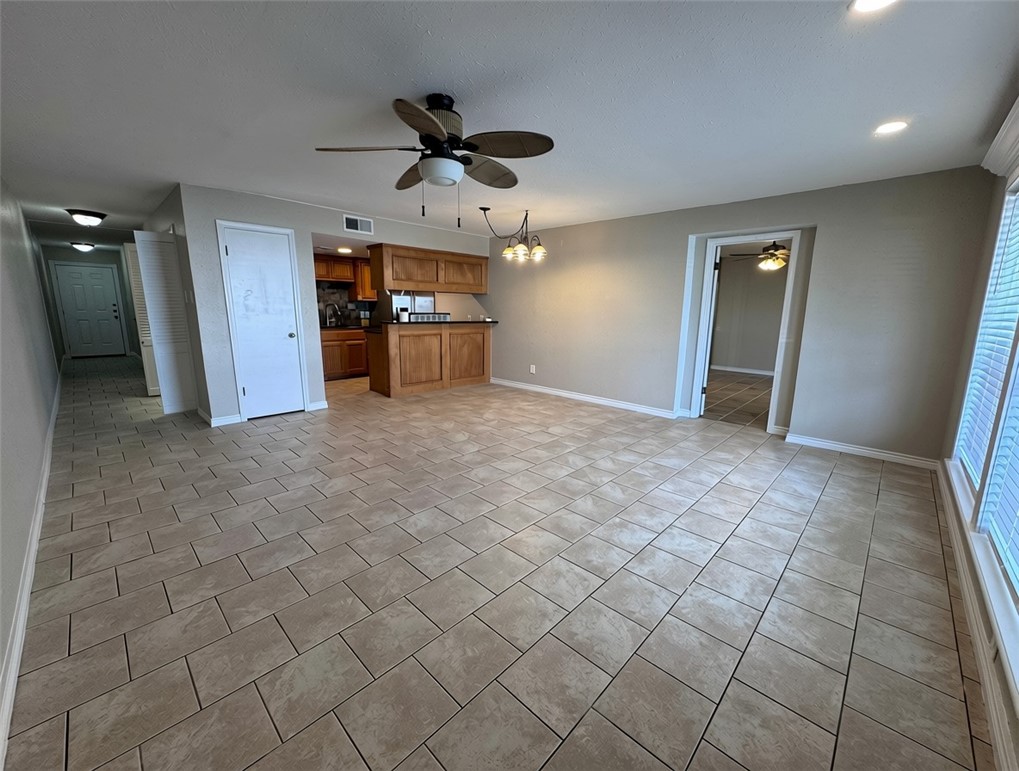 14801 Compass Street, Unit A15 Corpus Christi, TX 78418 - Photo 2 of 27