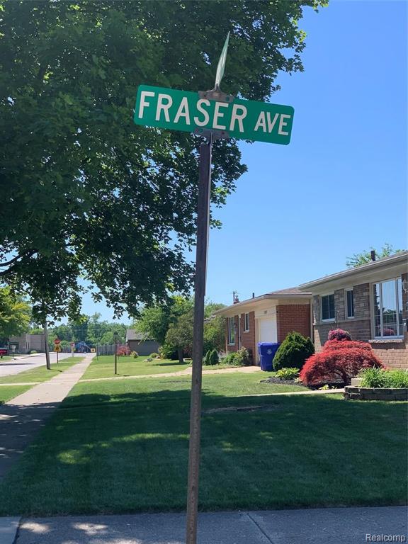 33110 Fraser Avenue Fraser, MI 48026 - Photo 5 of 19