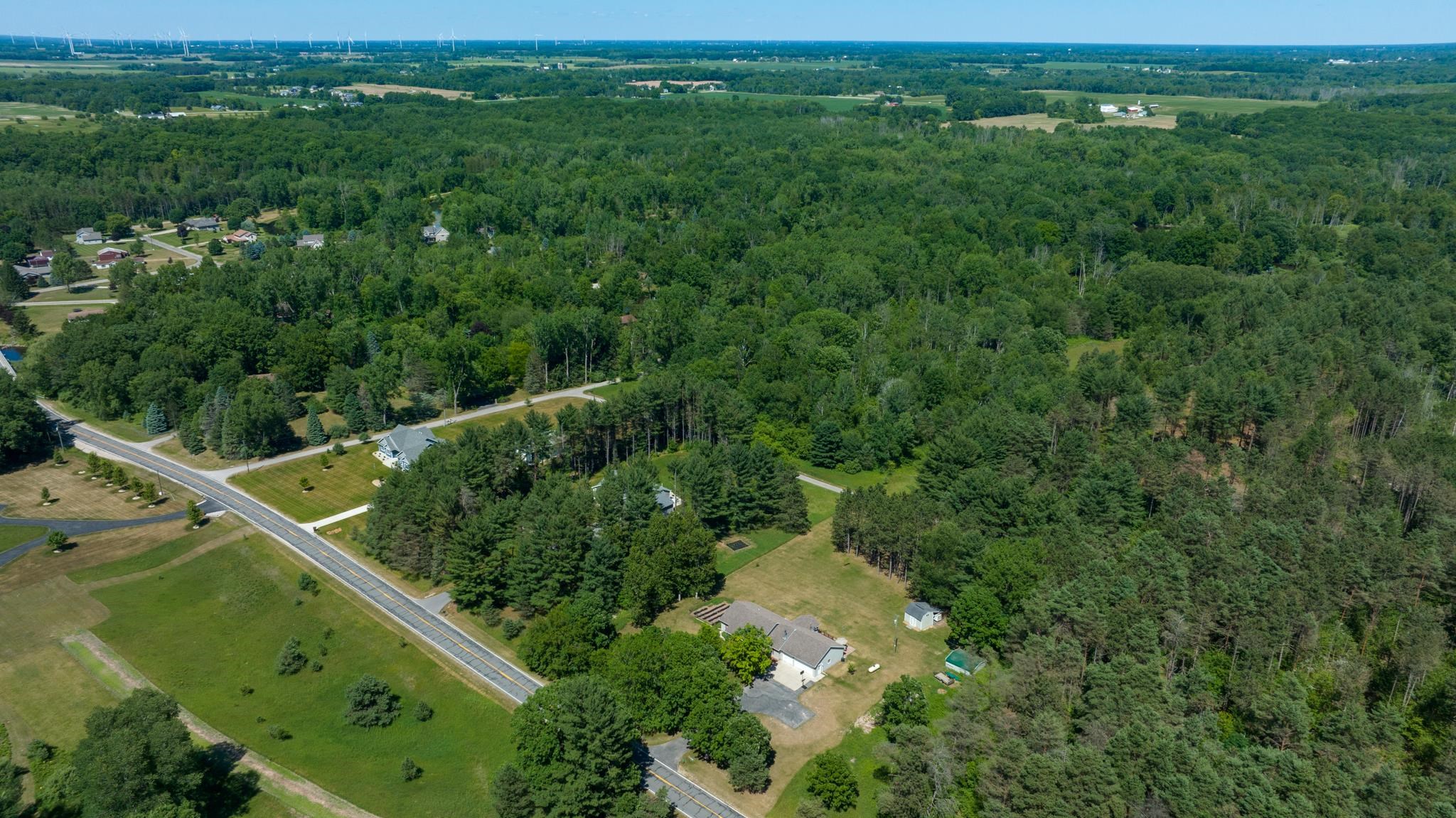 3925 South Vandecar Road Mount Pleasant, MI 48858 - Photo 40 of 45 1901699-39.JPG