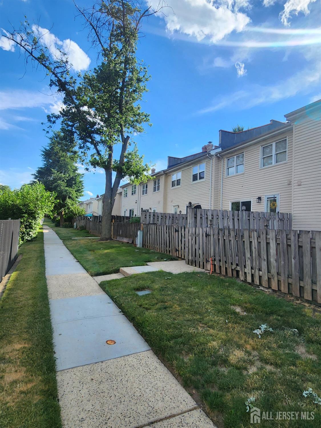 344 High Street Perth Amboy, NJ 08861 - Photo 25 of 34