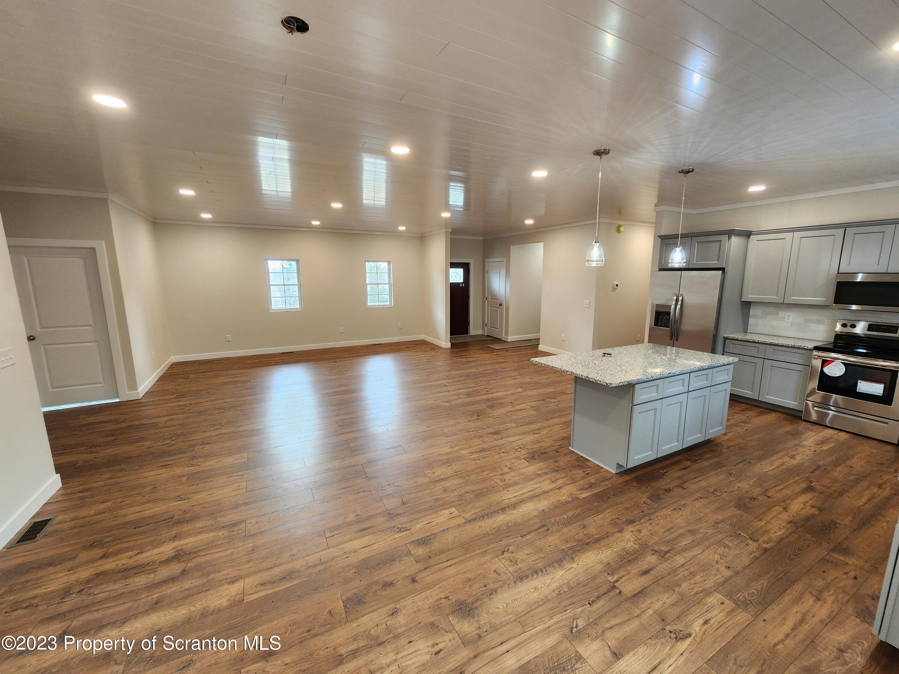 443 Cortez Road Lake Ariel, PA 18436 - Photo 5 of 53 Gallery Image 5