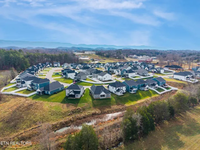 $595,000 | 1816 Melton Mdws Drive, Maryville, TN 37803