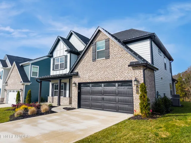 $595,000 | 1816 Melton Mdws Drive, Maryville, TN 37803